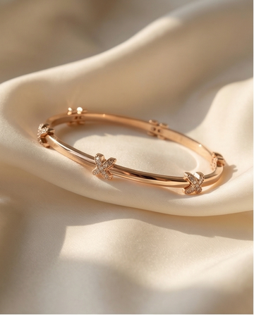 MINI CROSS BANGLE（ミニ クロス バングル）