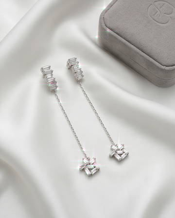 CRASH /CHARM PIERCES（クラッシュ/チャームピアス）