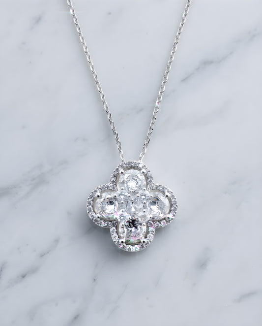FLEURA NECKLASE（フルーラ ネックレス）
