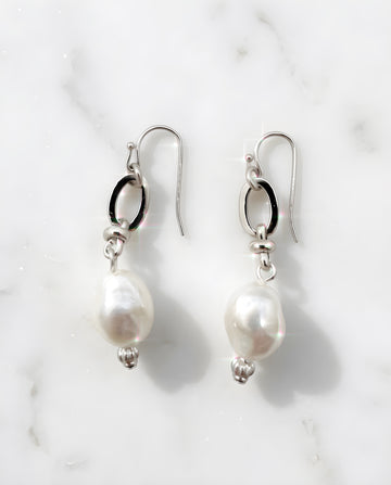 EBAROQUE PEARL  PIERCED EARRINGS（バロックパール ピアス）
