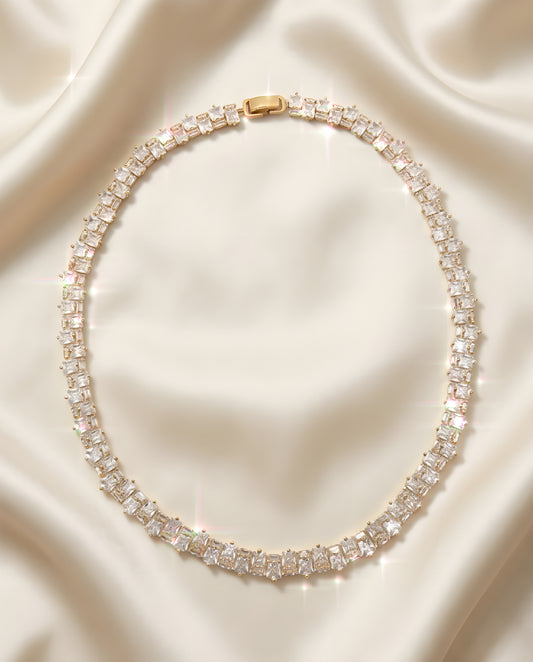 LUXIA NECKLACE（ラグシア ネックレス）