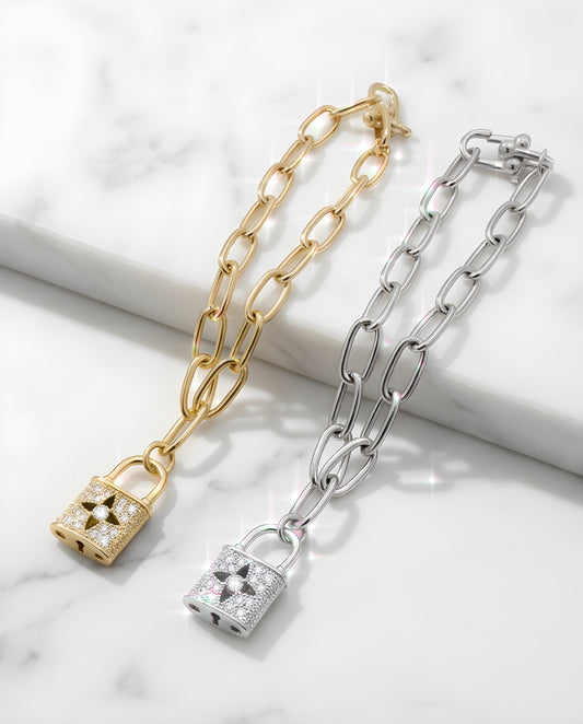 KEY CHARM BRACELETS（キーチャーム ブレスレット）