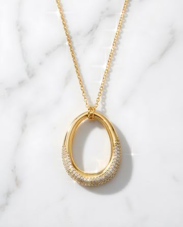 GLOW LOOP NECKLACE（グロウ ループ ネックレス）
