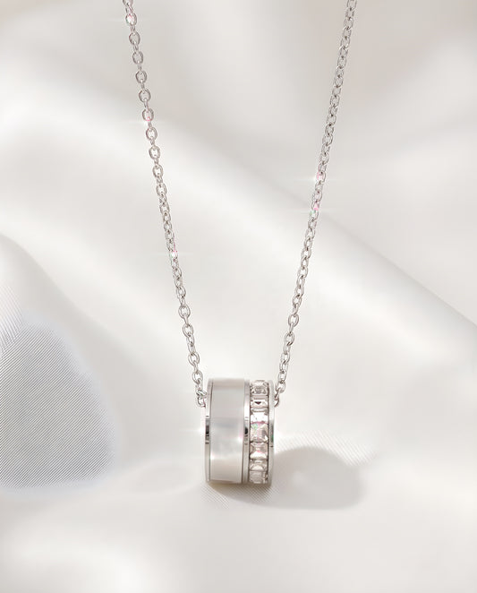 SHELL ROUND NECKLACE（シェル ラウンドネックレス）